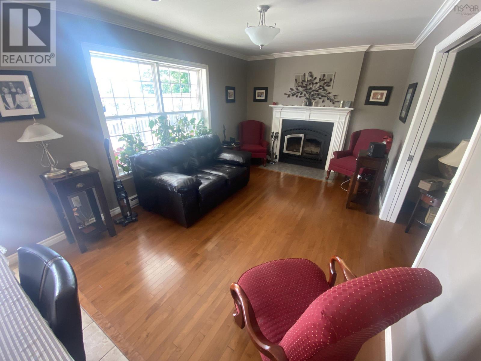 707 Bernard Street, Port Hawkesbury, Nova Scotia  B0E 2V0 - Photo 10 - 202416804