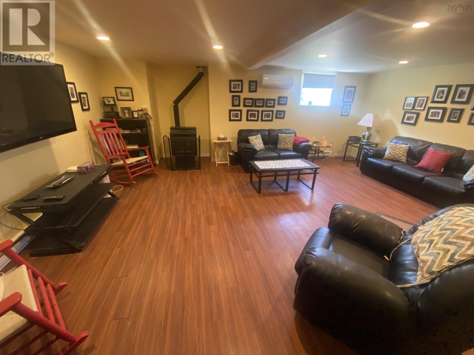 707 Bernard Street, Port Hawkesbury, Nova Scotia  B0E 2V0 - Photo 16 - 202416804