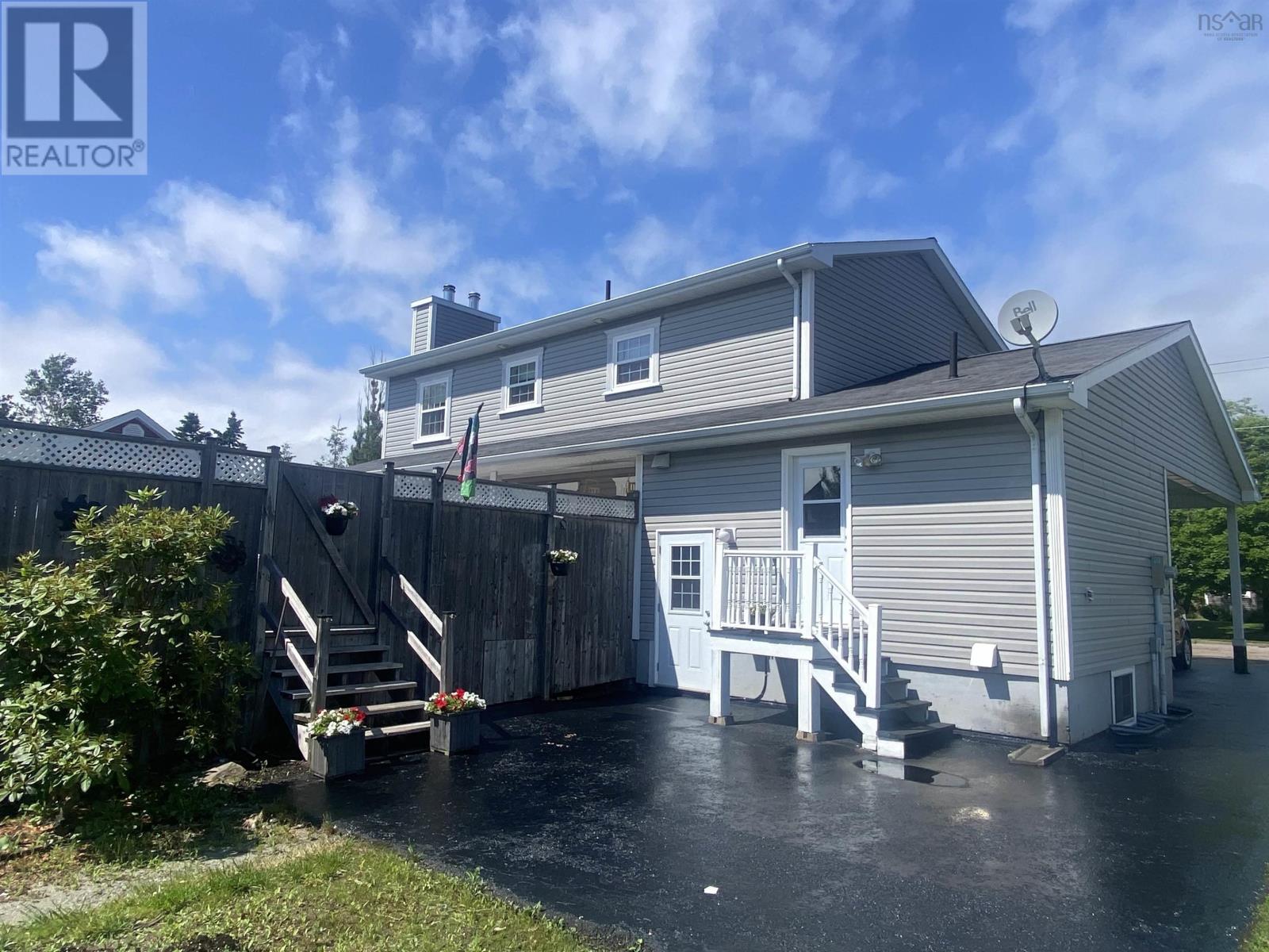 707 Bernard Street, Port Hawkesbury, Nova Scotia  B0E 2V0 - Photo 3 - 202416804