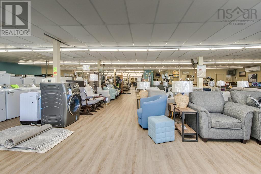 147 Water Street, Shelburne, Nova Scotia  B0T 1W0 - Photo 3 - 202425995