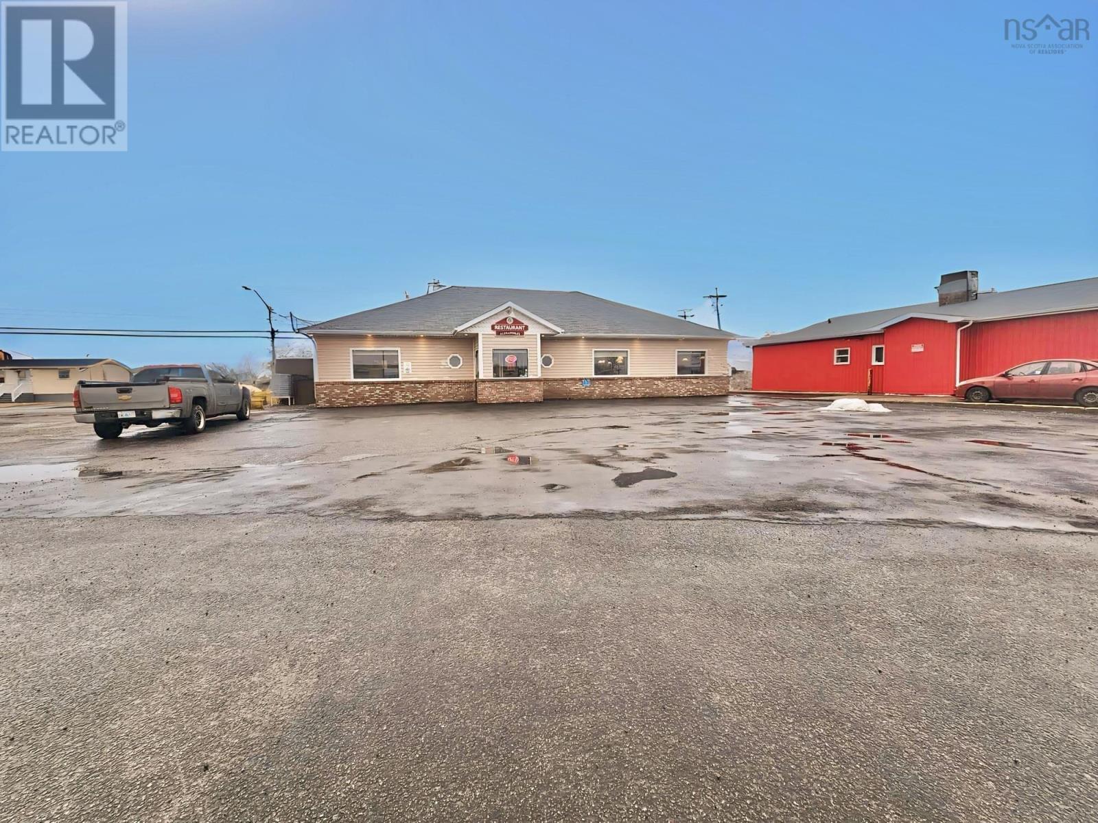 6 Sterling Road, Glace Bay, Nova Scotia  B1A 3X3 - Photo 2 - 202427151