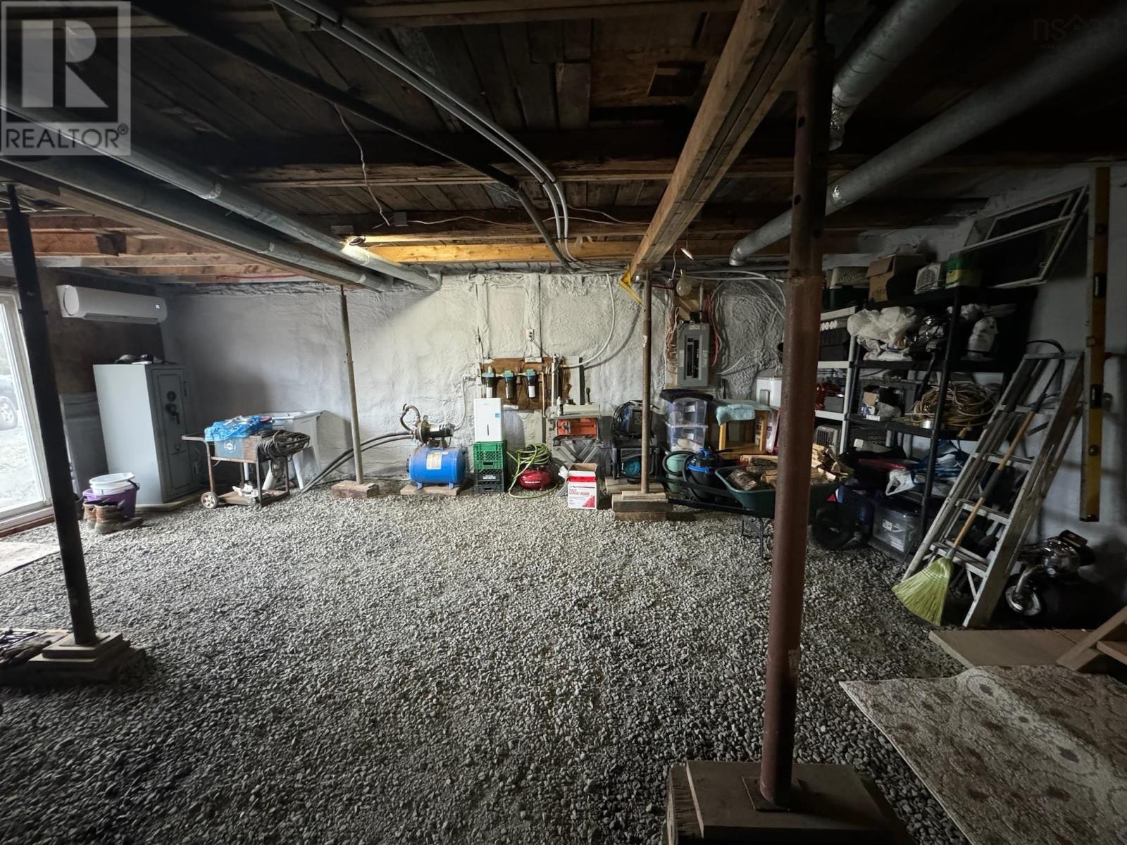 1379 Salmon River Road, L'ardoise, Nova Scotia  B0E 3B0 - Photo 22 - 202428100