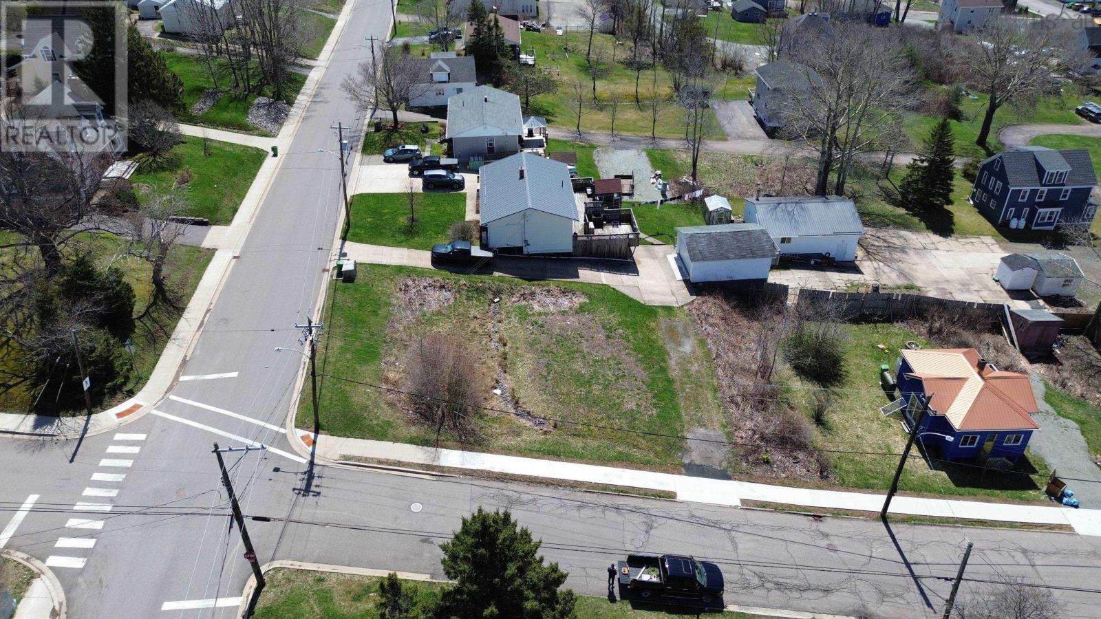 32 Macsween Street, Port Hawkesbury, Nova Scotia  B9A 2H9 - Photo 7 - 202428276