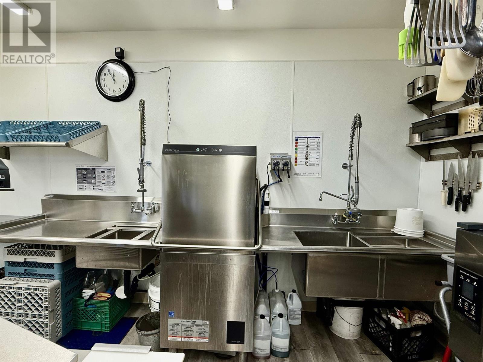 2732 Main Street, Clark's Harbour, Nova Scotia  B0W 1P0 - Photo 35 - 202502052