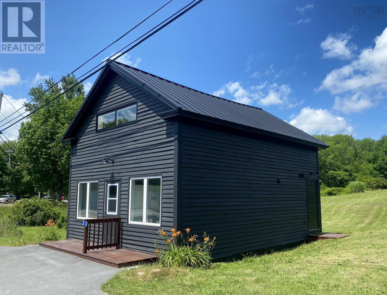 313 8 Highway, Milton, Nova Scotia  B0T 1P0 - Photo 1 - 202502947