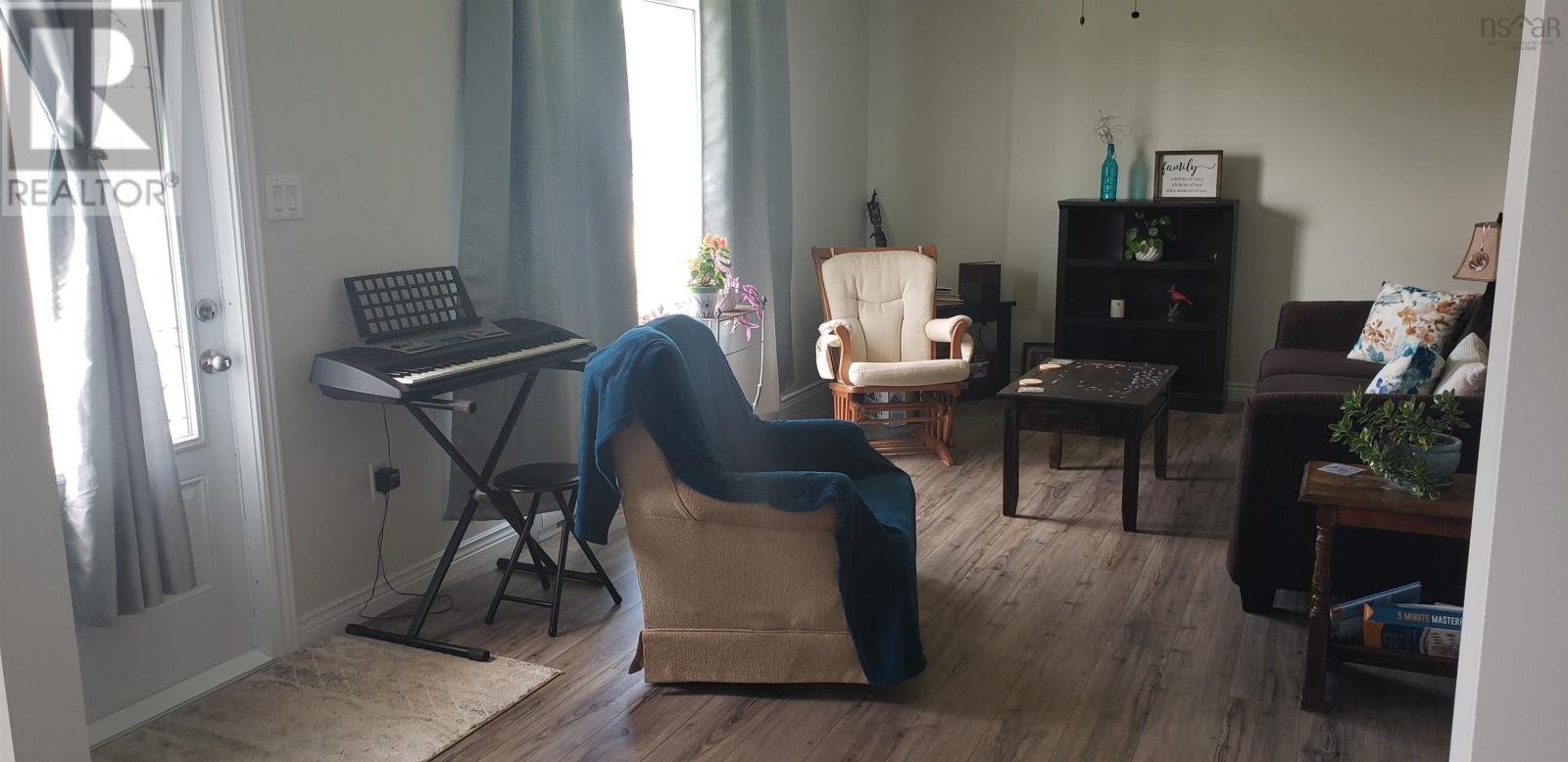 11 Toulouse Street, St. Peter's, Nova Scotia  B0E 3B0 - Photo 7 - 202503425