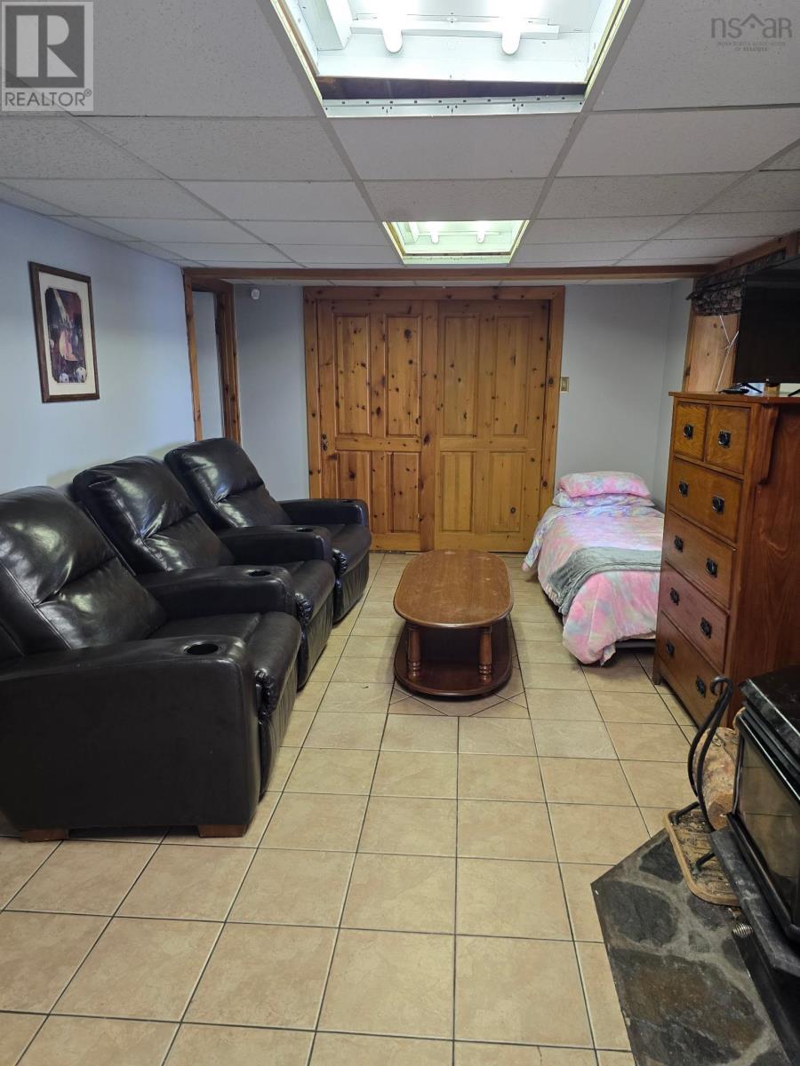 253 Perry Road, Carleton, Nova Scotia  B5A 5R2 - Photo 12 - 202504192