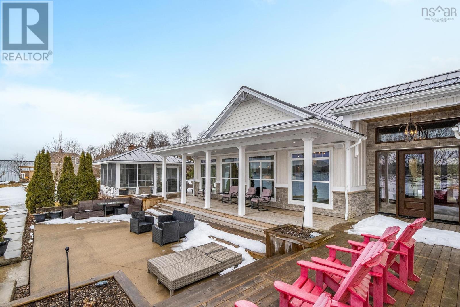 60 Post Office Road, Porters Lake, Nova Scotia  B3E 1H7 - Photo 4 - 202504274