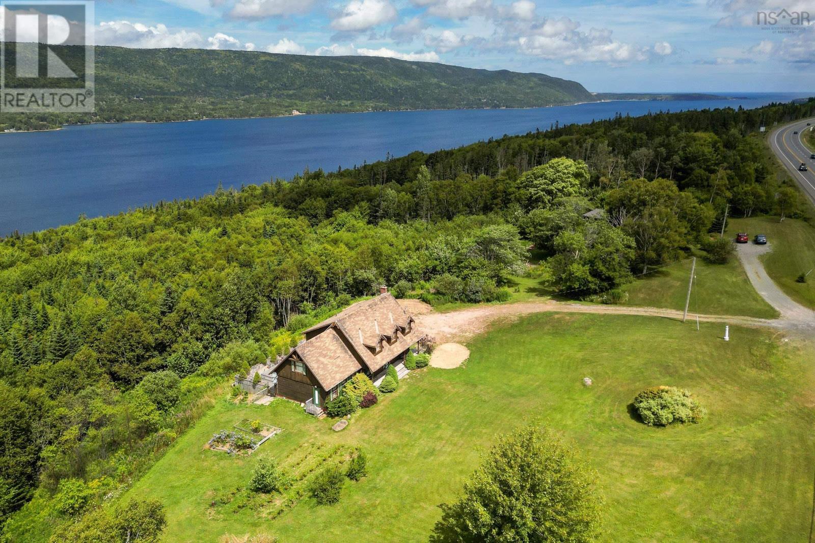 776 105 Highway, Boularderie East, Nova Scotia  B1X 1J4 - Photo 4 - 202504958