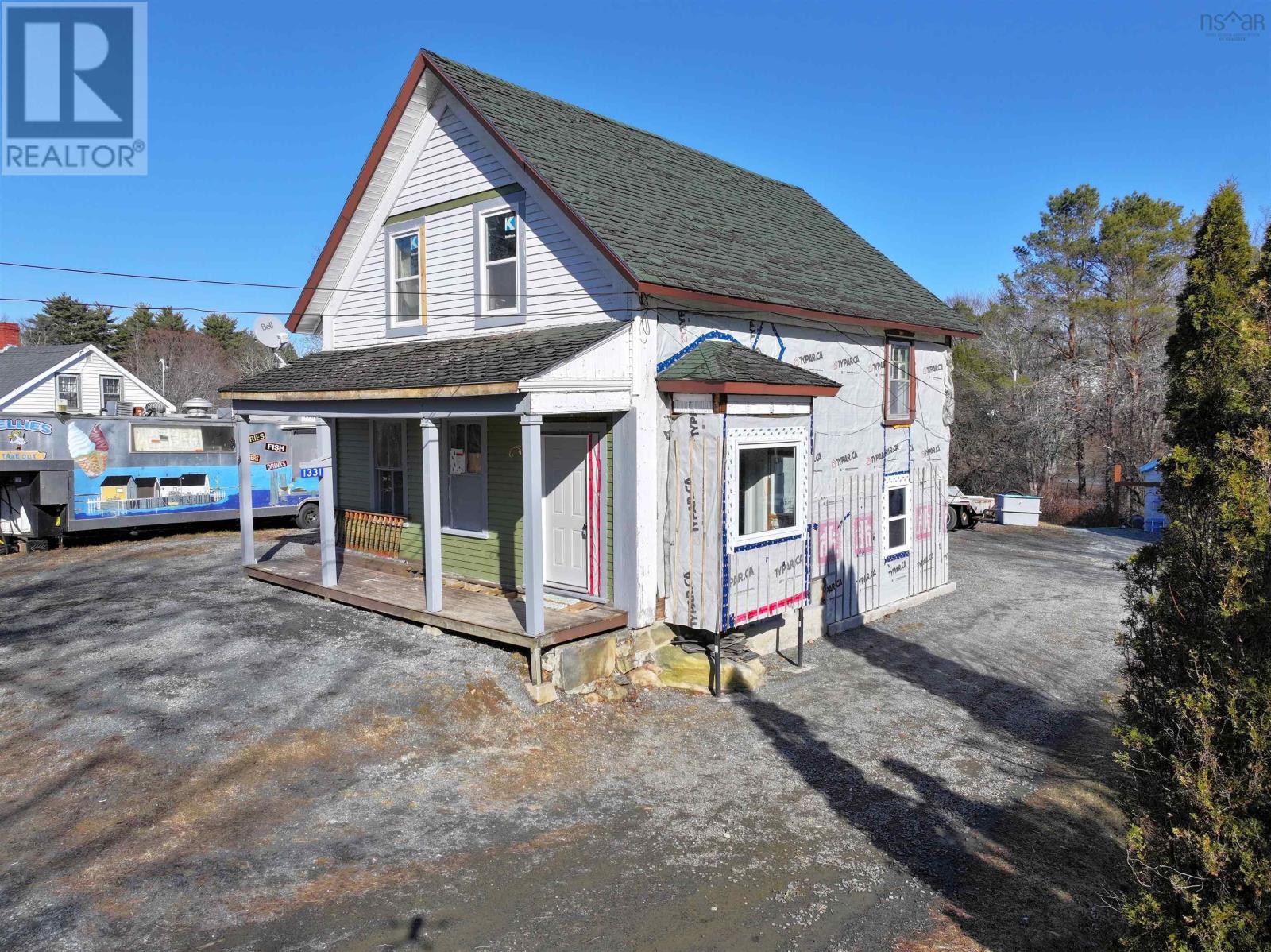 1331 Highway 3, Mill Village, Nova Scotia  B0J 2H0 - Photo 2 - 202505064