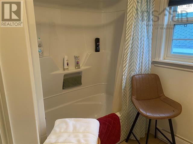 272/274 York Street, Glace Bay, Nova Scotia  B1A 2M3 - Photo 10 - 202505687