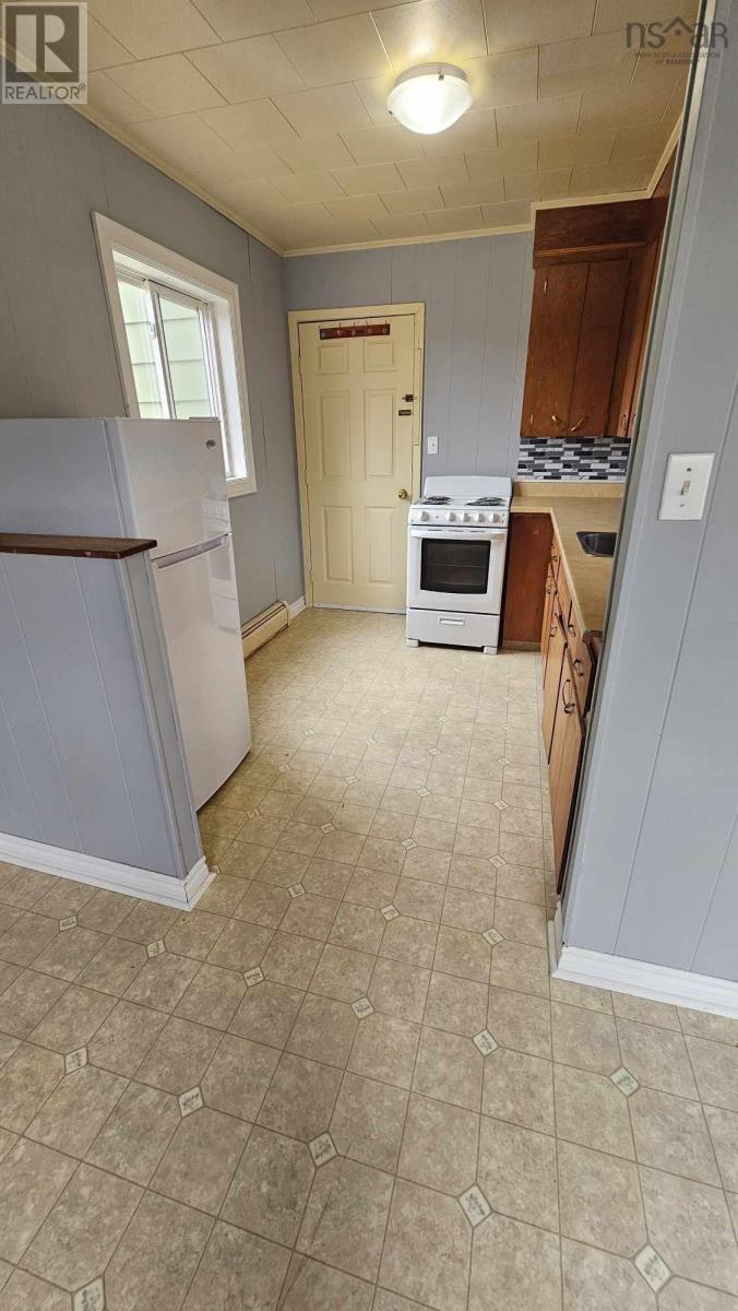 15 Pool Road, Sheet Harbour, Nova Scotia  B0J 3B0 - Photo 6 - 202505916