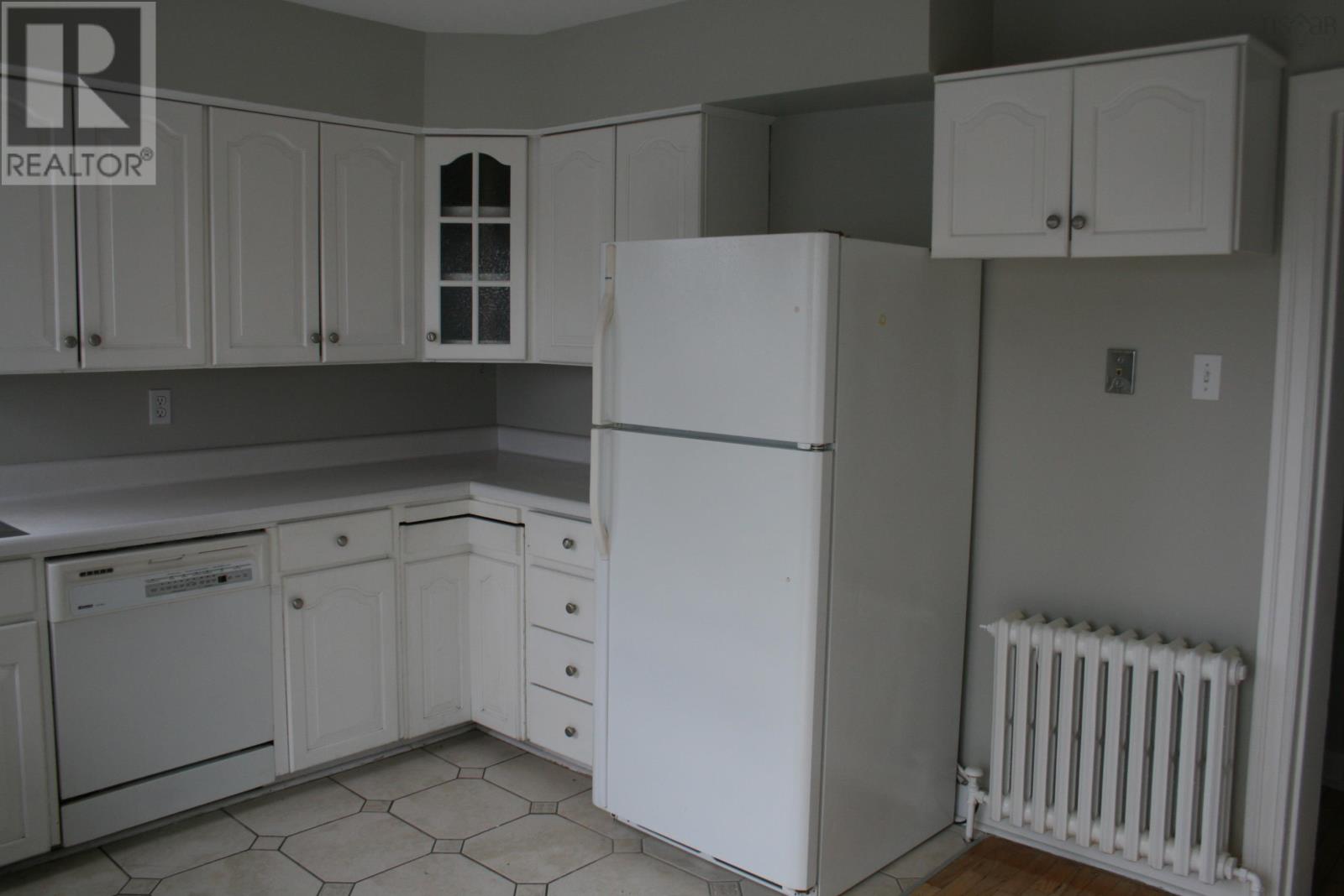 3786/84 High Street, Halifax, Nova Scotia  B3K 4Y9 - Photo 3 - 202506297