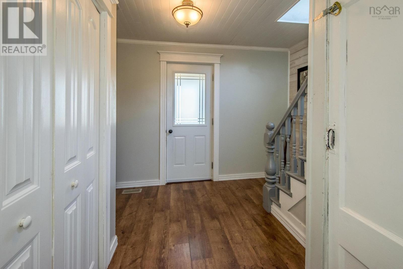 1 Atlantic Street, Clark's Harbour, Nova Scotia  B0W 1P0 - Photo 16 - 202506896