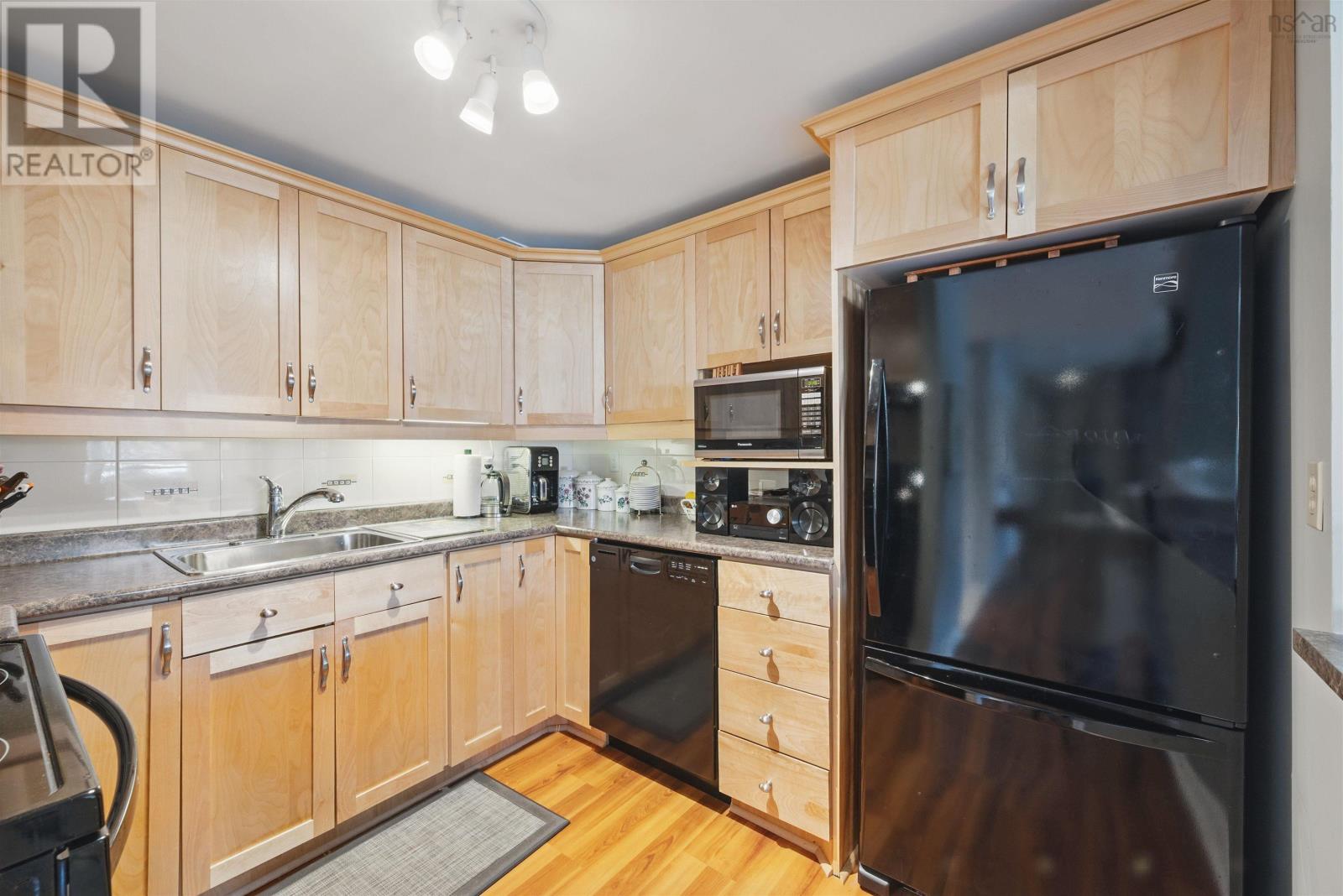 112 1350 Oxford Street, Halifax, Nova Scotia  B3H 3Y8 - Photo 19 - 202507002