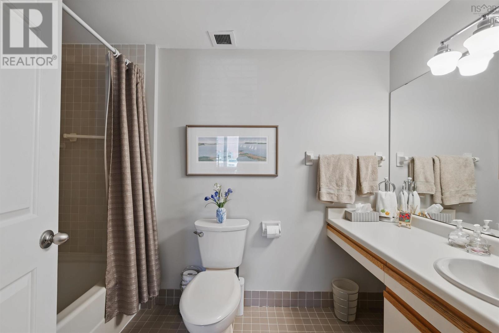 112 1350 Oxford Street, Halifax, Nova Scotia  B3H 3Y8 - Photo 35 - 202507002