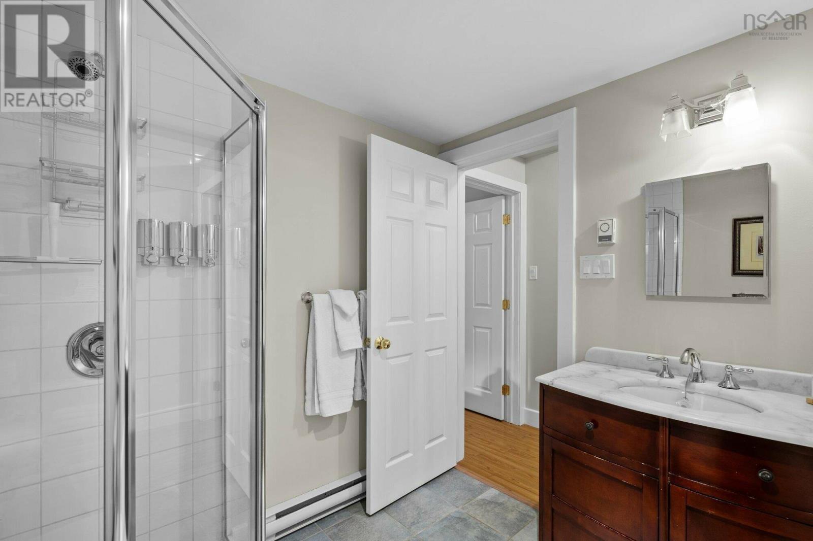 121 Duke Street, Chester, Nova Scotia  B0J 1J0 - Photo 10 - 202508297