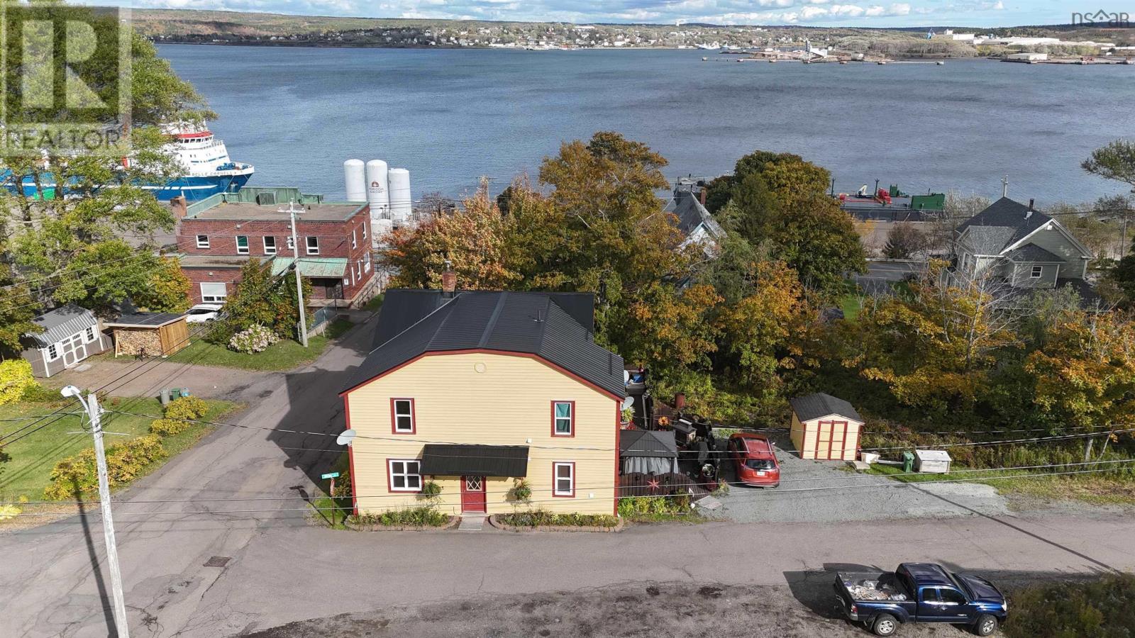 436 Wylde Street, Mulgrave, Nova Scotia  B0E 2G0 - Photo 2 - 202509104