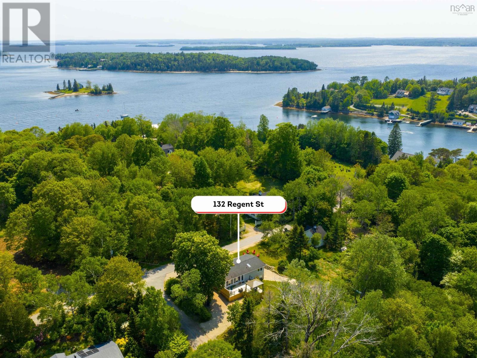 132 Regent Street, Chester, Nova Scotia  B0J 1J0 - Photo 2 - 202509205