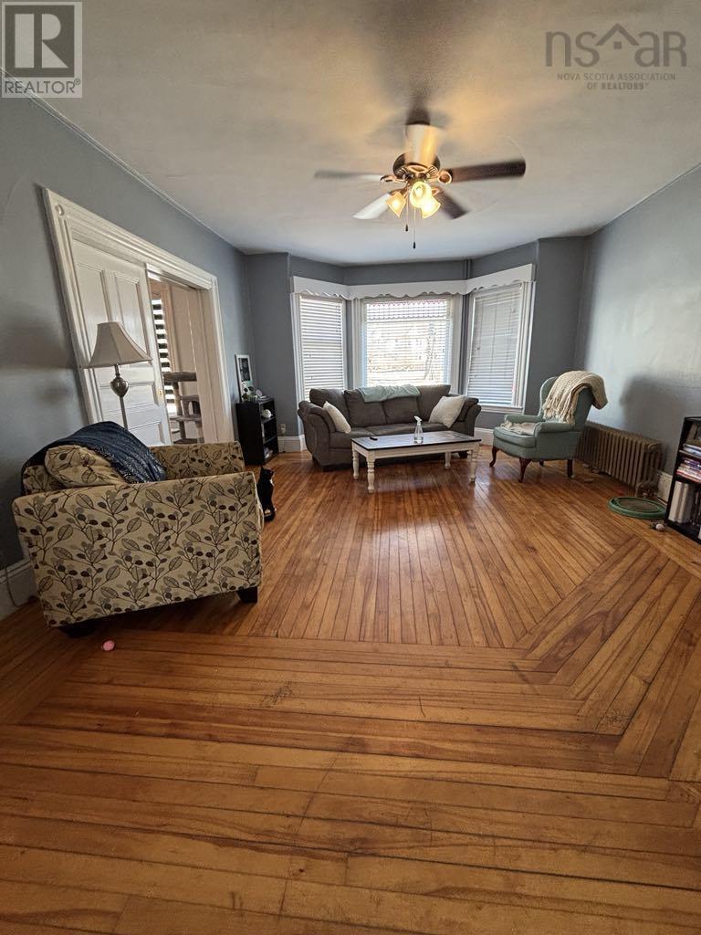 67 Cliff Street, Yarmouth, Nova Scotia  B5A 3J1 - Photo 24 - 202509286