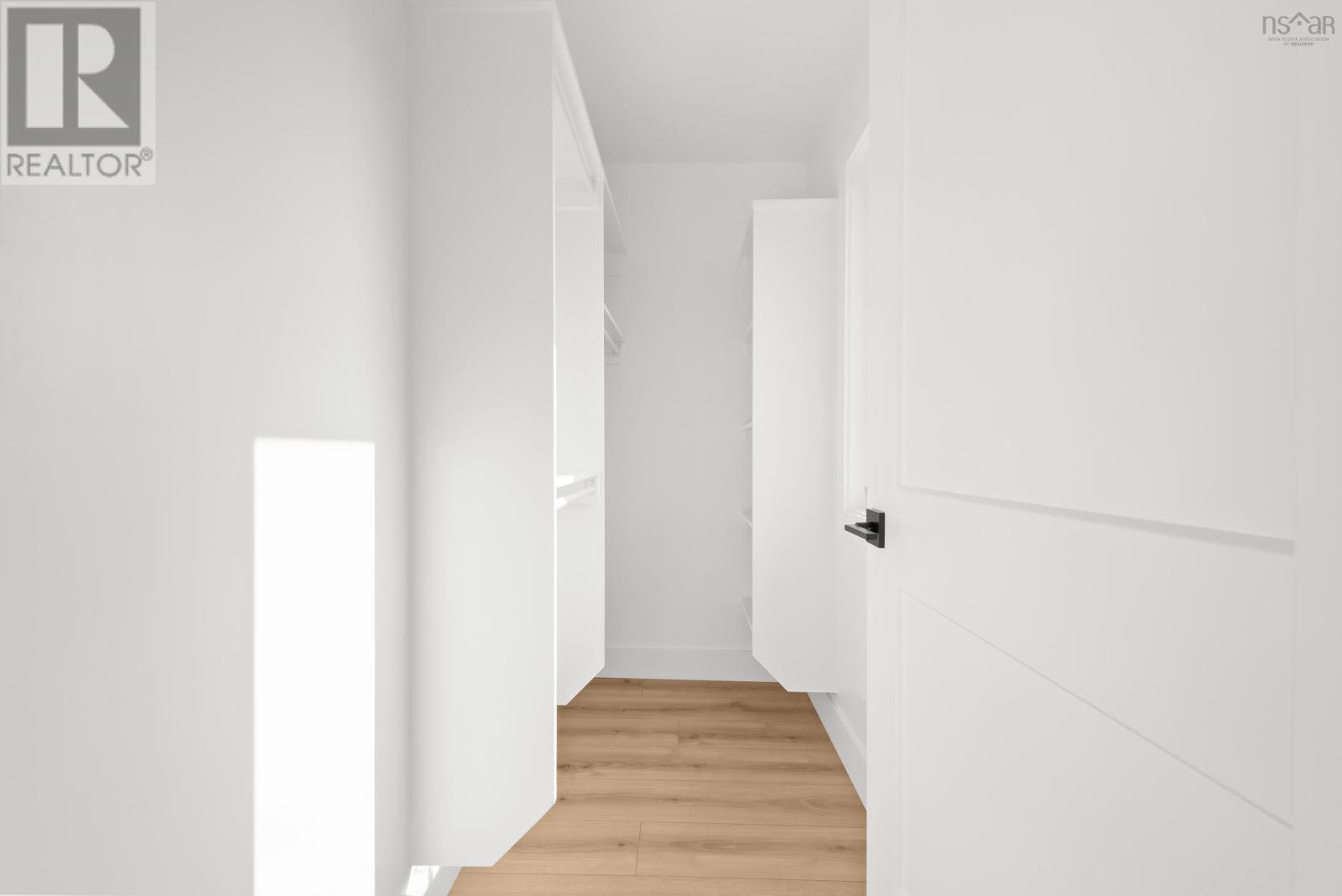 154 Colonial Crescent, Halifax, Nova Scotia  B3R 0H8 - Photo 17 - 202509290