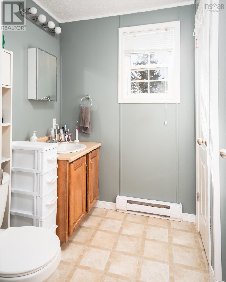 1576 West Lake Ainslie Road, West Lake Ainslie, Nova Scotia  B0E 1N0 - Photo 13 - 202509316