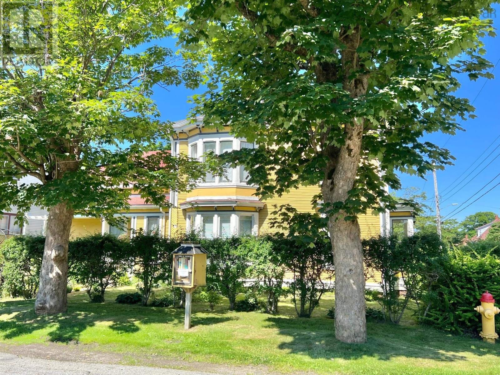 45 Alma Street, Yarmouth, Nova Scotia  B5A 3G7 - Photo 16 - 202509748