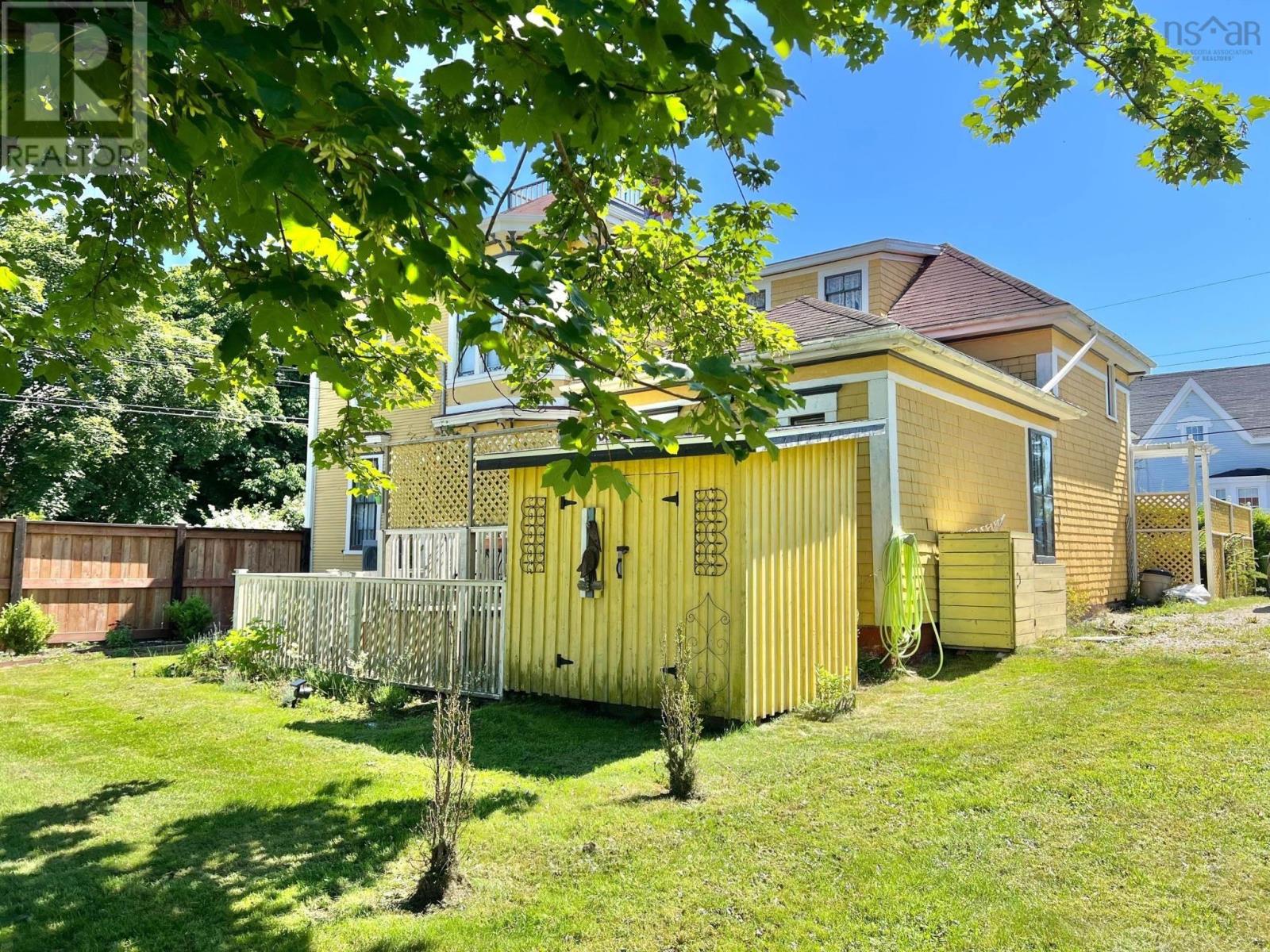 45 Alma Street, Yarmouth, Nova Scotia  B5A 3G7 - Photo 20 - 202509748