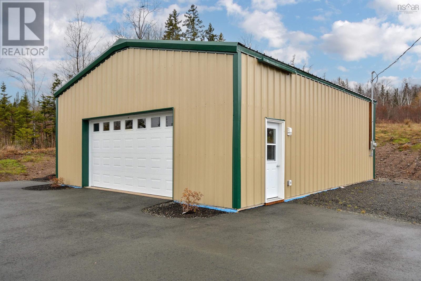 1005 Highway 205, Baddeck Bay, Nova Scotia  B0E 1B0 - Photo 37 - 202509898