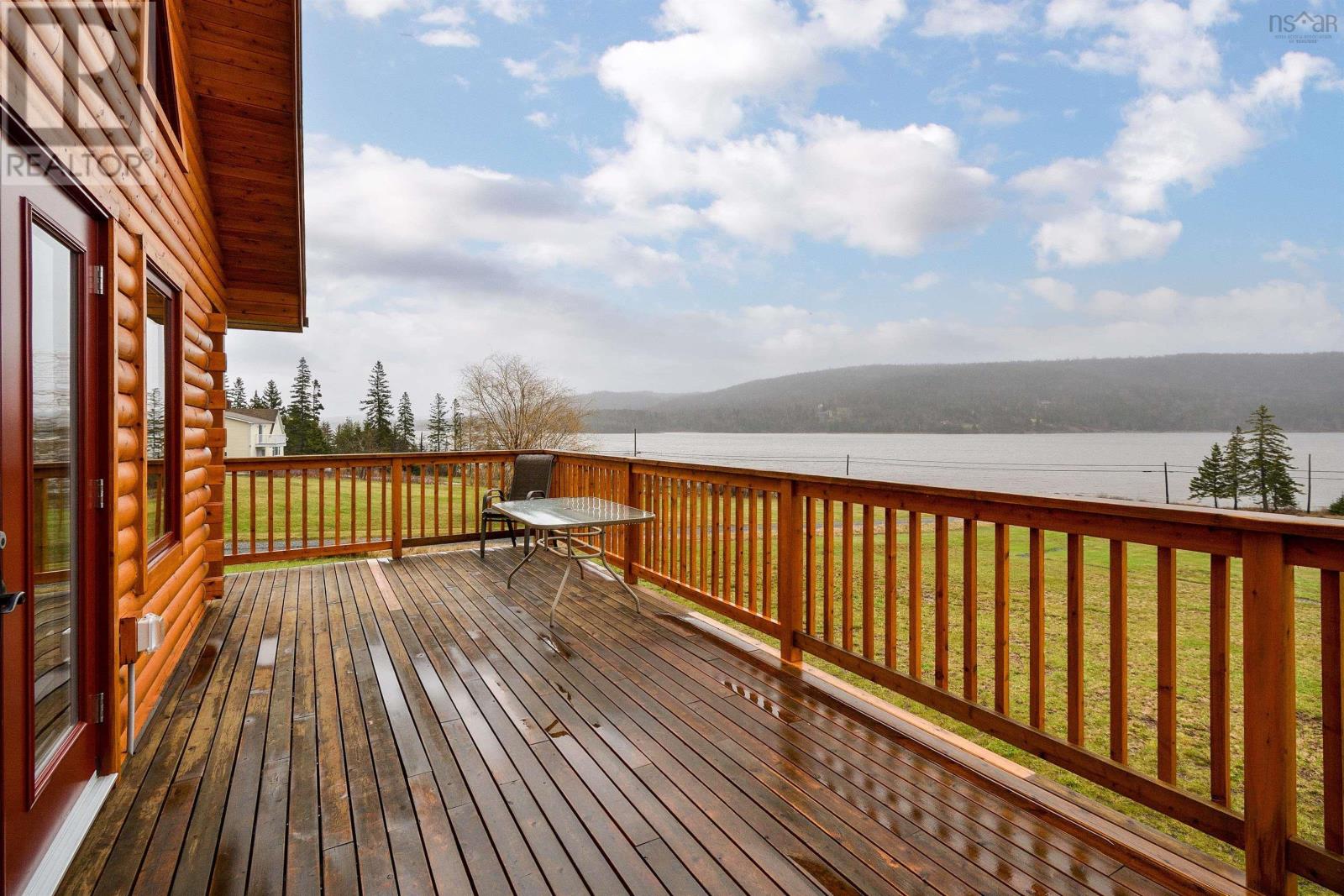 1005 Highway 205, Baddeck Bay, Nova Scotia  B0E 1B0 - Photo 4 - 202509898