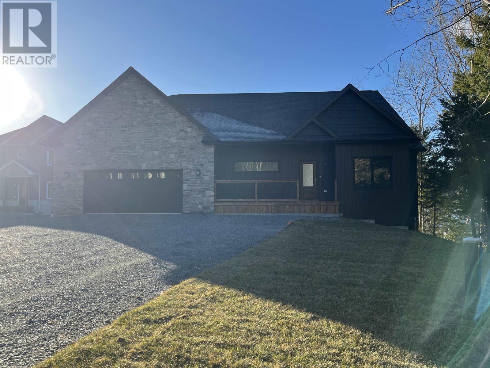 7410 St Margarets Bay Road, Boutiliers Point, Nova Scotia  B3Z 1S6 - Photo 3 - 202509960