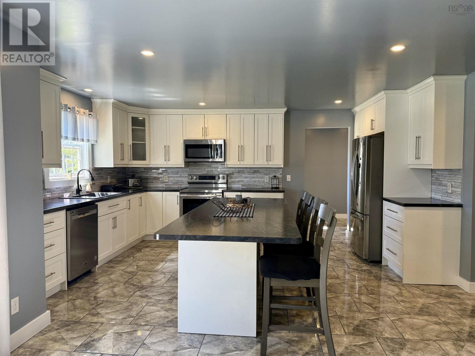 153 Shore Road, Birchtown, Nova Scotia  B0T 1W0 - Photo 12 - 202510324