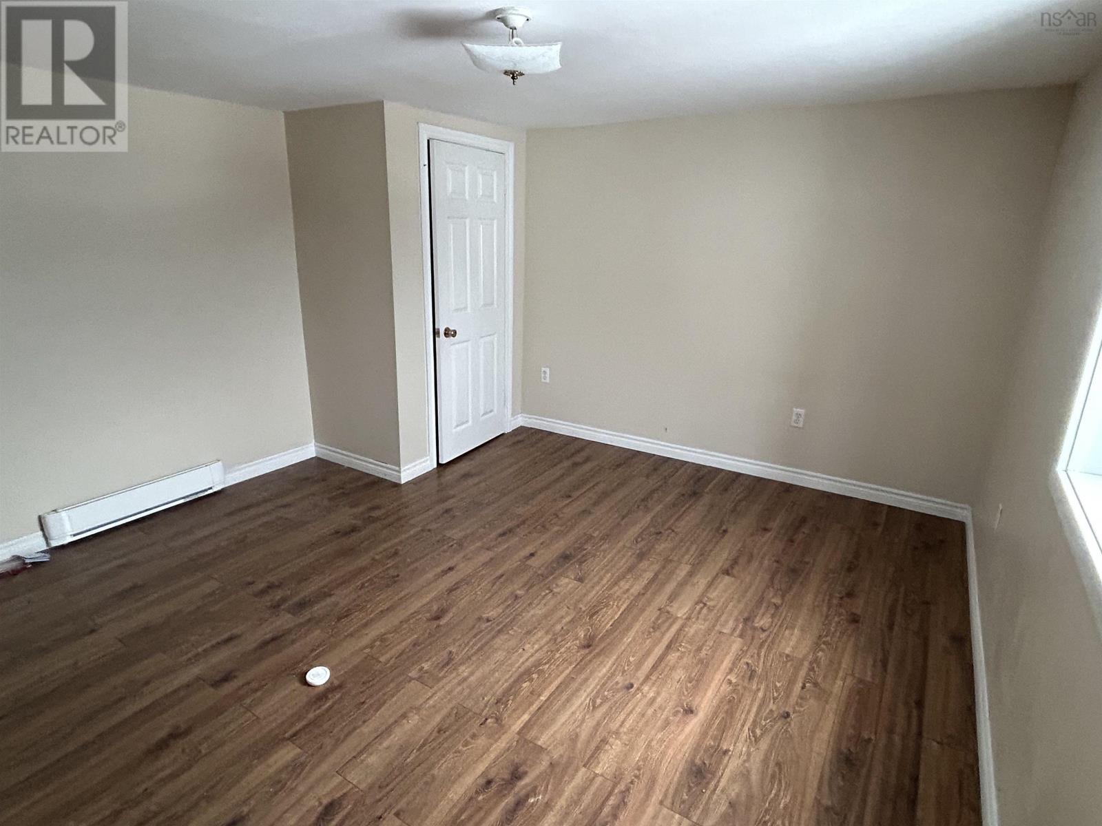 256 Main Street, Yarmouth, Nova Scotia  B5A 1C9 - Photo 13 - 202510363