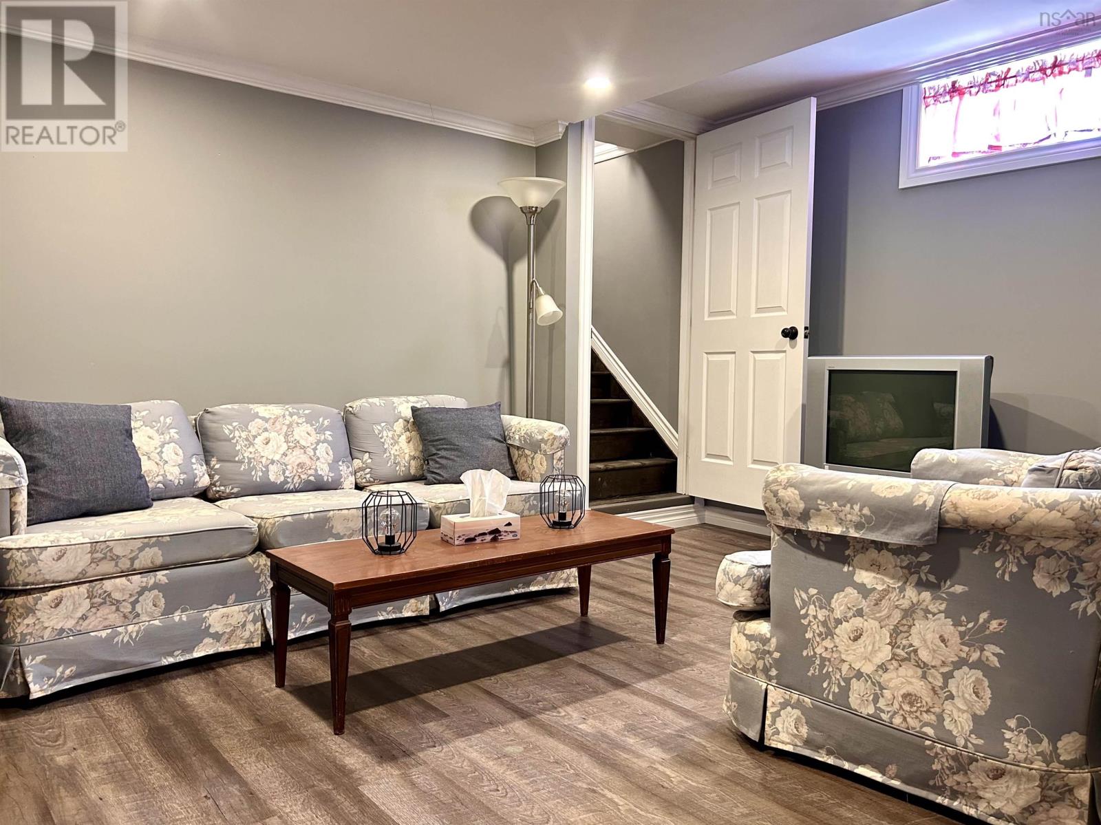 60 Cowan Street, Springhill, Nova Scotia  B0M 1X0 - Photo 36 - 202510372