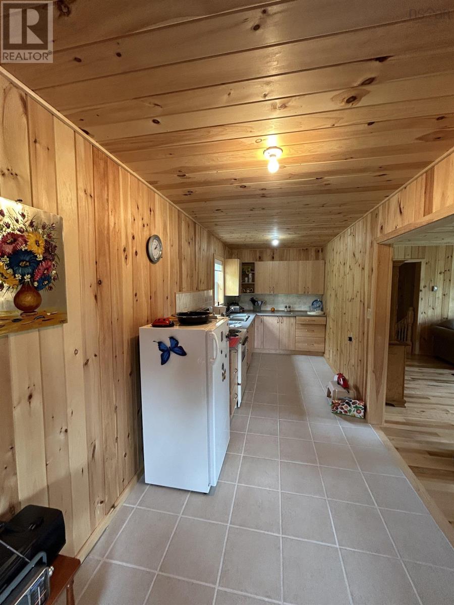 87 Somerset Drive, East Sable River, Nova Scotia  B0T 1V0 - Photo 12 - 202511109