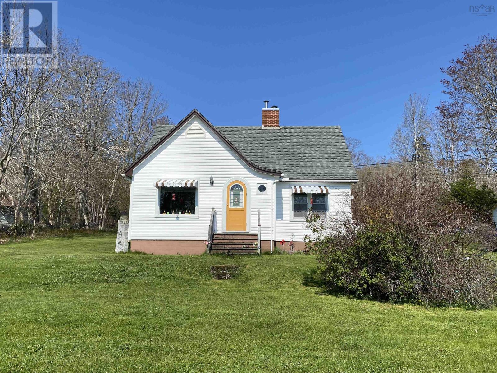 8394 Highway 3, Port Mouton, Nova Scotia  B0T 1T0 - Photo 1 - 202511792