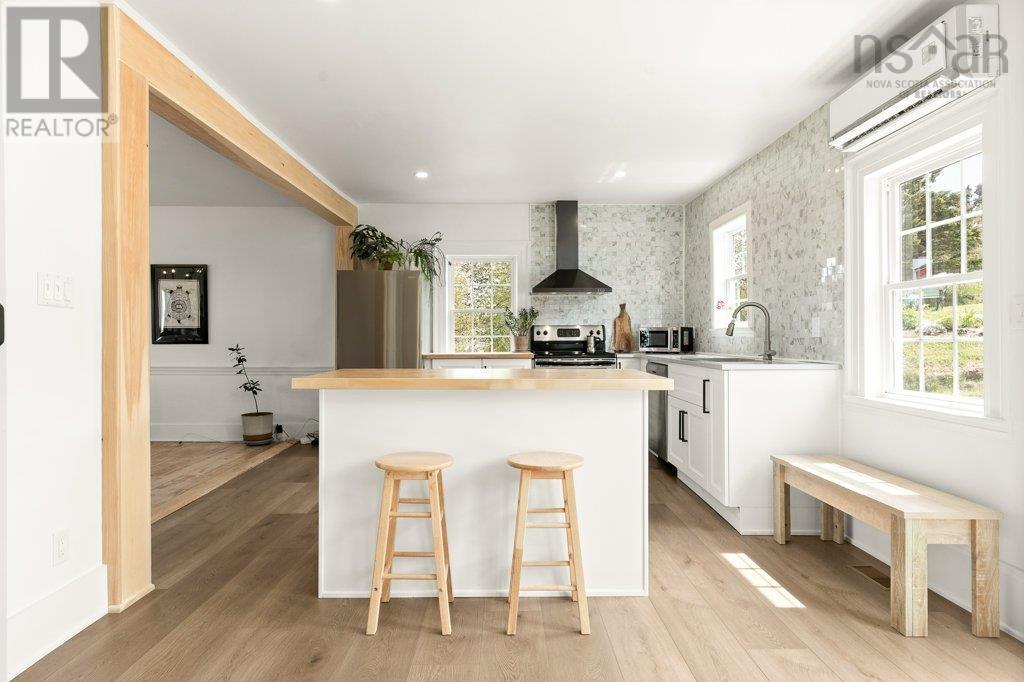 446 Kingsburg Road, Lower Rose Bay, Nova Scotia  B0J 2X0 - Photo 10 - 202512486