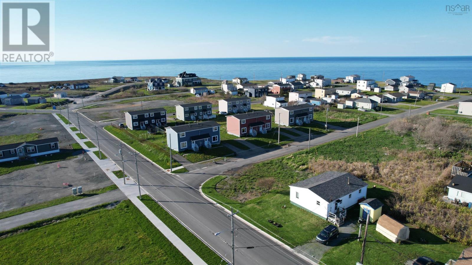 4 Connaught Avenue, Glace Bay, Nova Scotia  B1A 5R9 - Photo 3 - 202512560