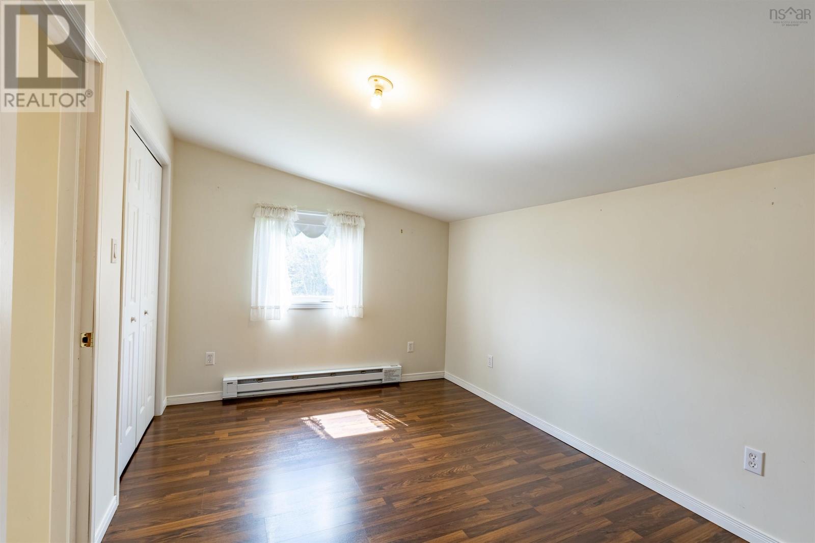 147 Chemin Des Cottreau Road, Wedgeport, Nova Scotia  B0W 3P0 - Photo 9 - 202512823