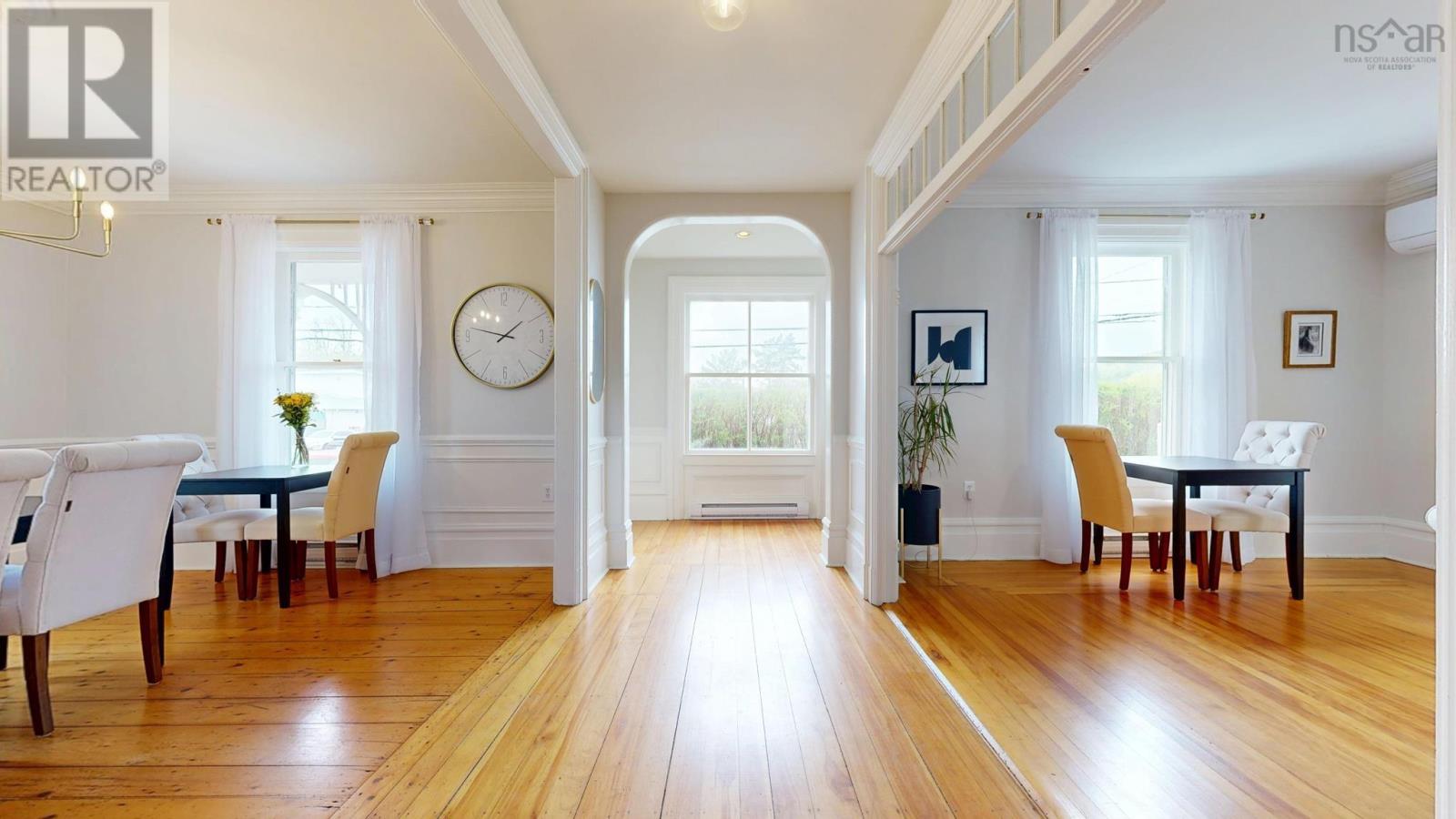 558 Main Street, Mahone Bay, Nova Scotia  B0J 2E0 - Photo 8 - 202512873