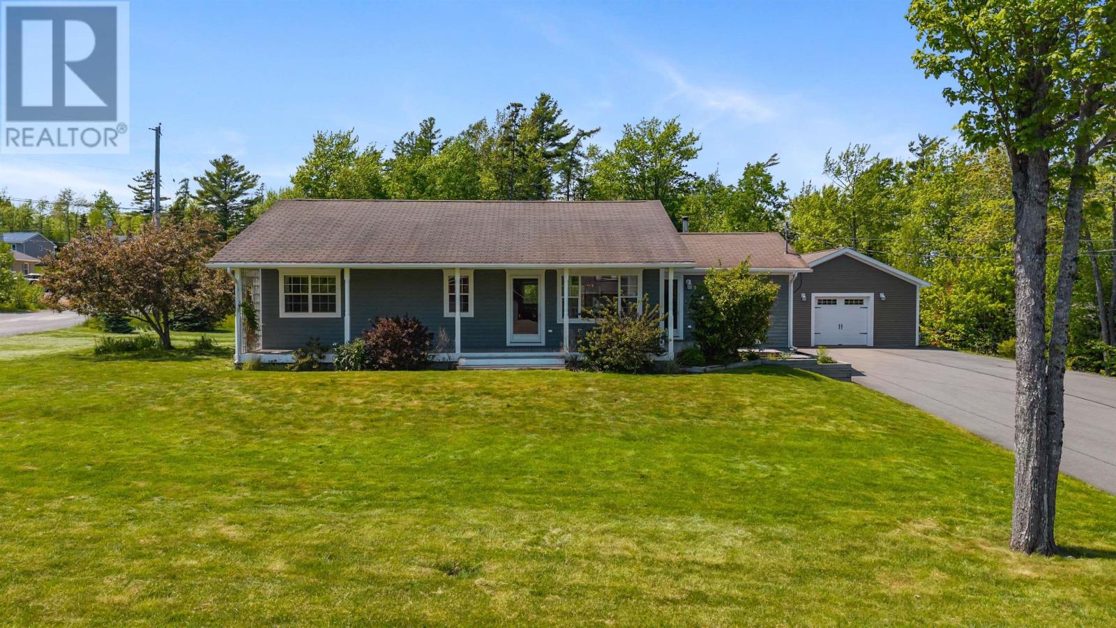 2024 Angell Street, Westville, Nova Scotia  B0K 2A0 - Photo 1 - 202513694