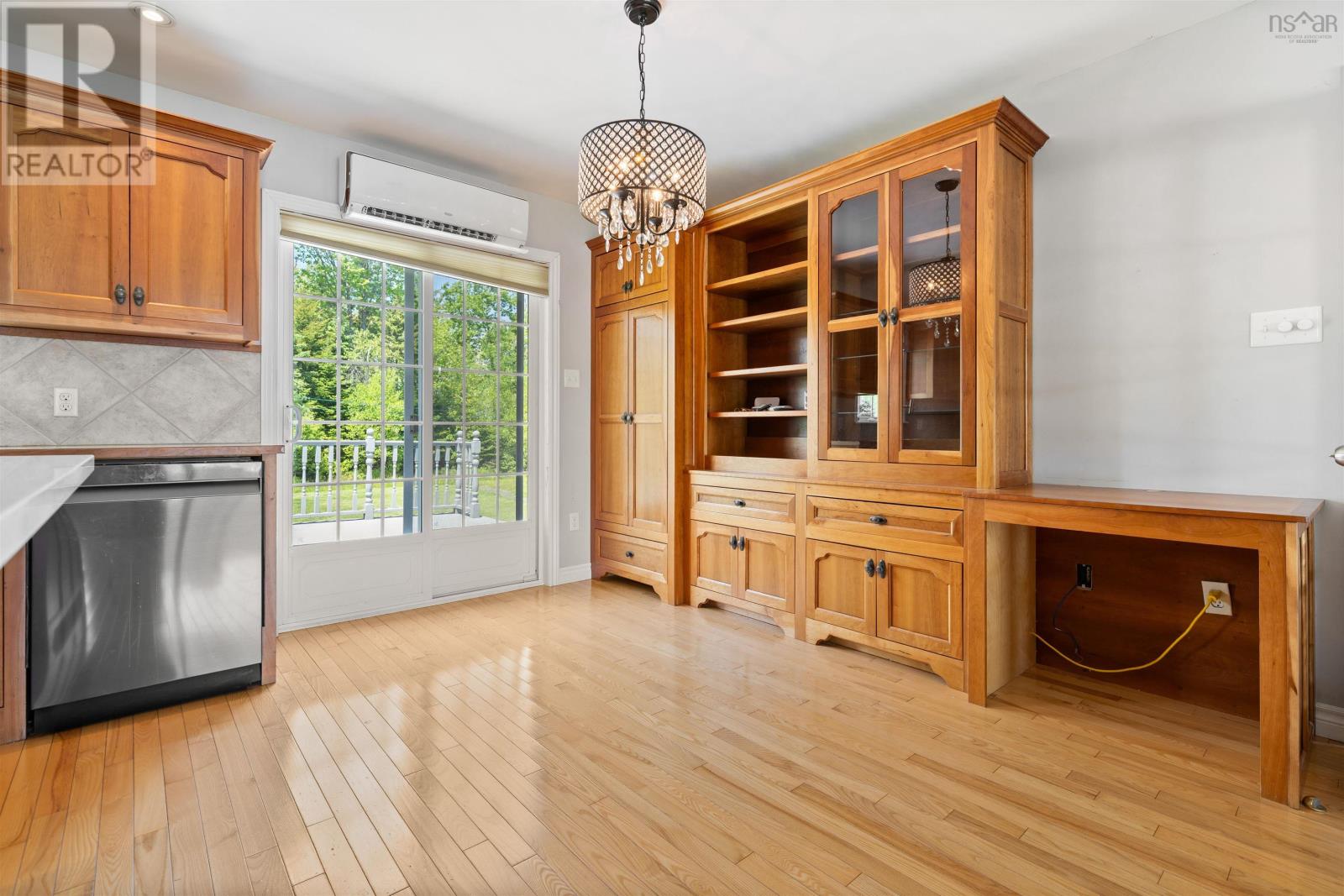 2024 Angell Street, Westville, Nova Scotia  B0K 2A0 - Photo 13 - 202513694