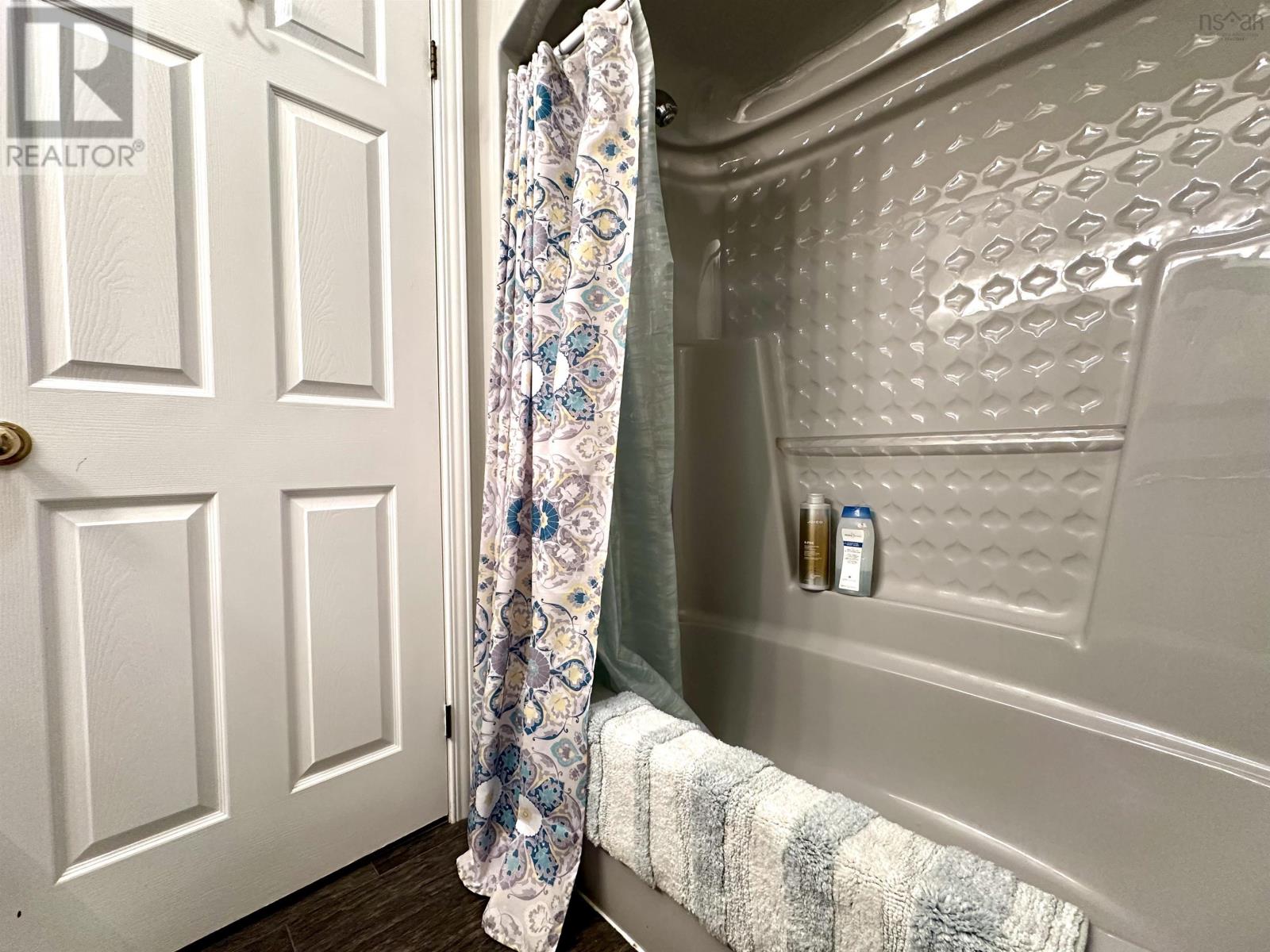 379 York Street, Glace Bay, Nova Scotia  B1A 2M9 - Photo 12 - 202513642