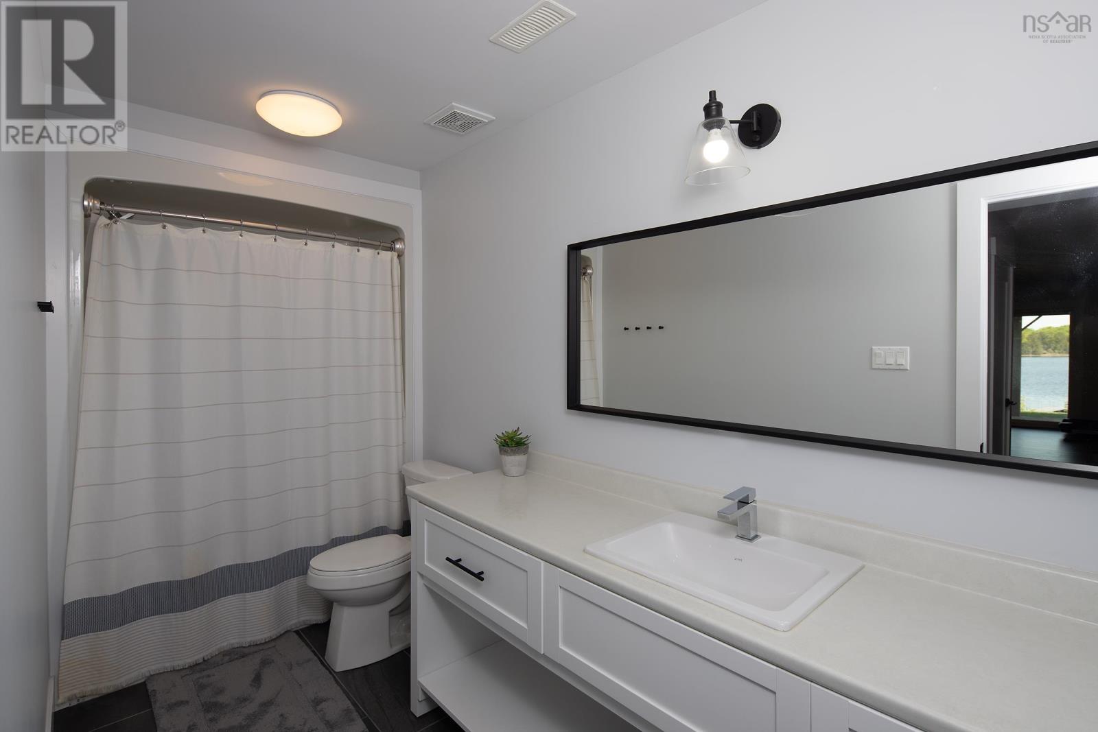 692 Mccabe Lake Drive, Middle Sackville, Nova Scotia  B4E 0N6 - Photo 21 - 202513918