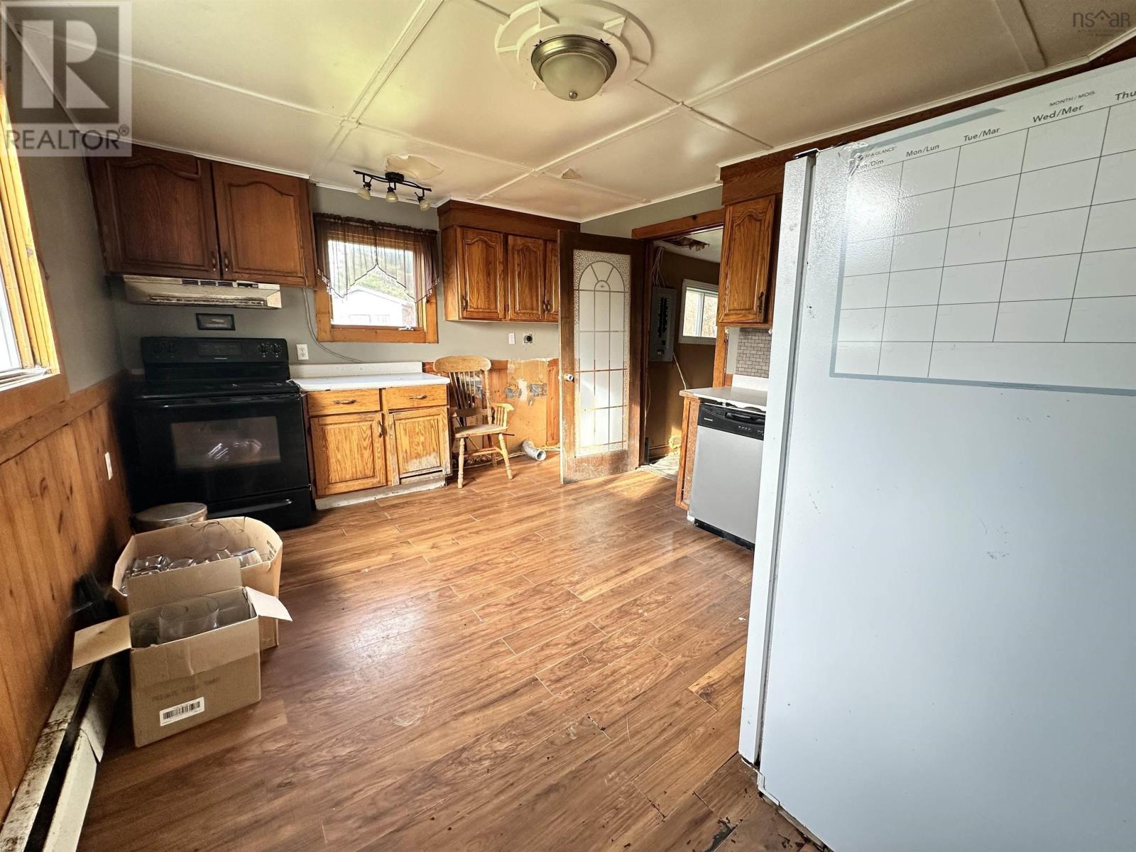 6 Lake Road, Sheet Harbour, Nova Scotia  B0J 3B0 - Photo 6 - 202514523