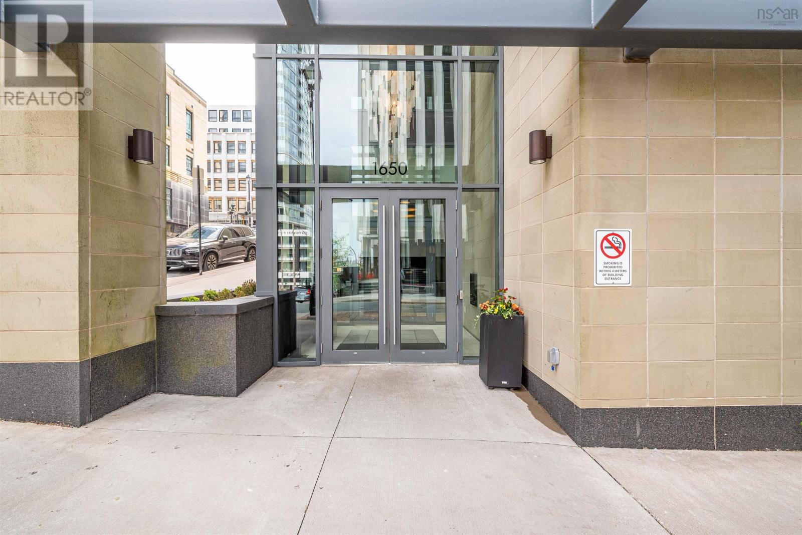 910 1650 Granville Street, Halifax, Nova Scotia  B3J 0E1 - Photo 2 - 202514629