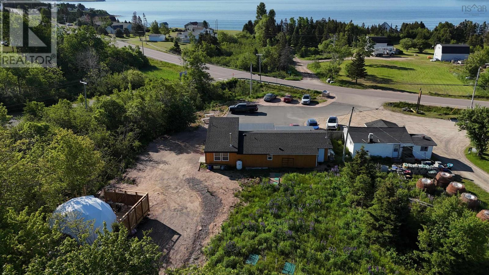 36188 Cabot Trail, Ingonish, Nova Scotia  B0C 1L0 - Photo 18 - 202515372