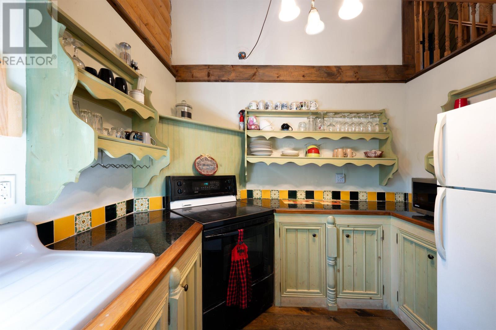 4859 Highway 224, Pleasant Valley, Nova Scotia  B0N 2M0 - Photo 3 - 202515734