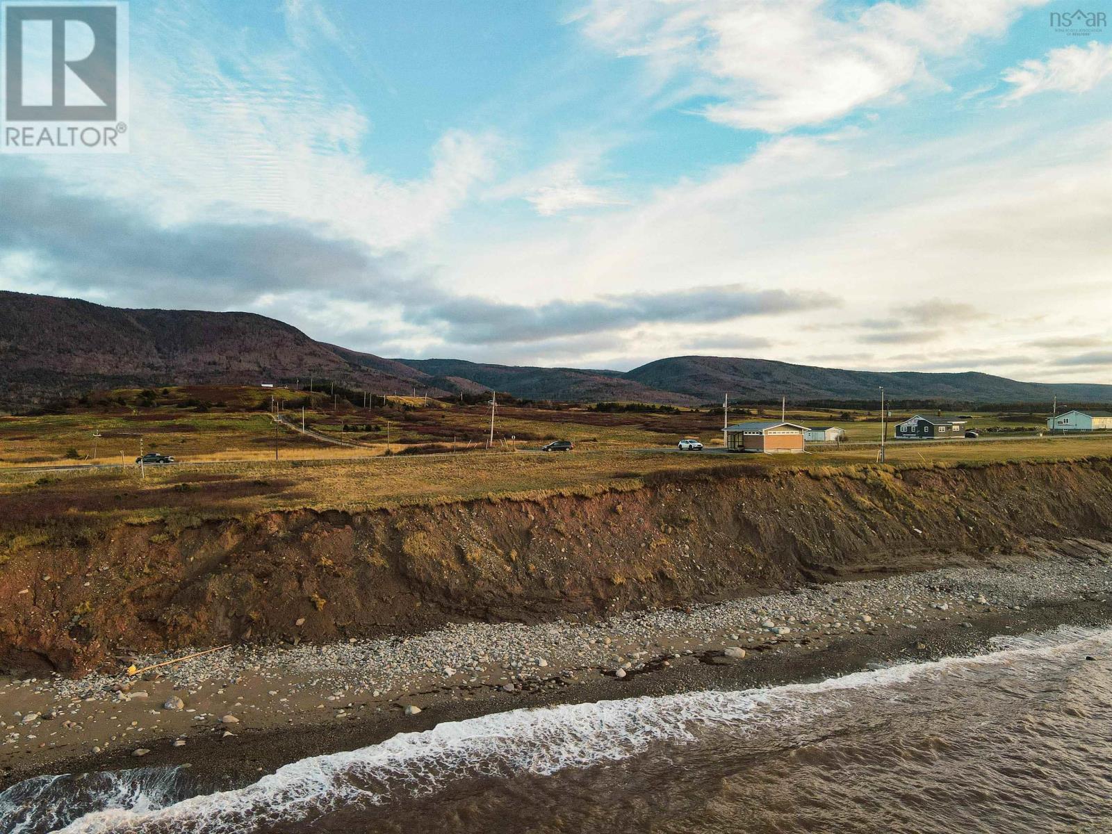 Cabot Trail, Grand Étang, Nova Scotia  B0E 1L0 - Photo 20 - 202515928