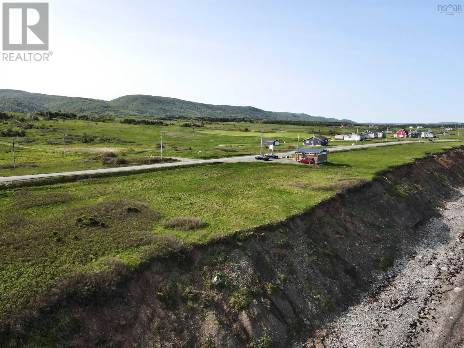 Cabot Trail, Grand Étang, Nova Scotia  B0E 1L0 - Photo 6 - 202515928